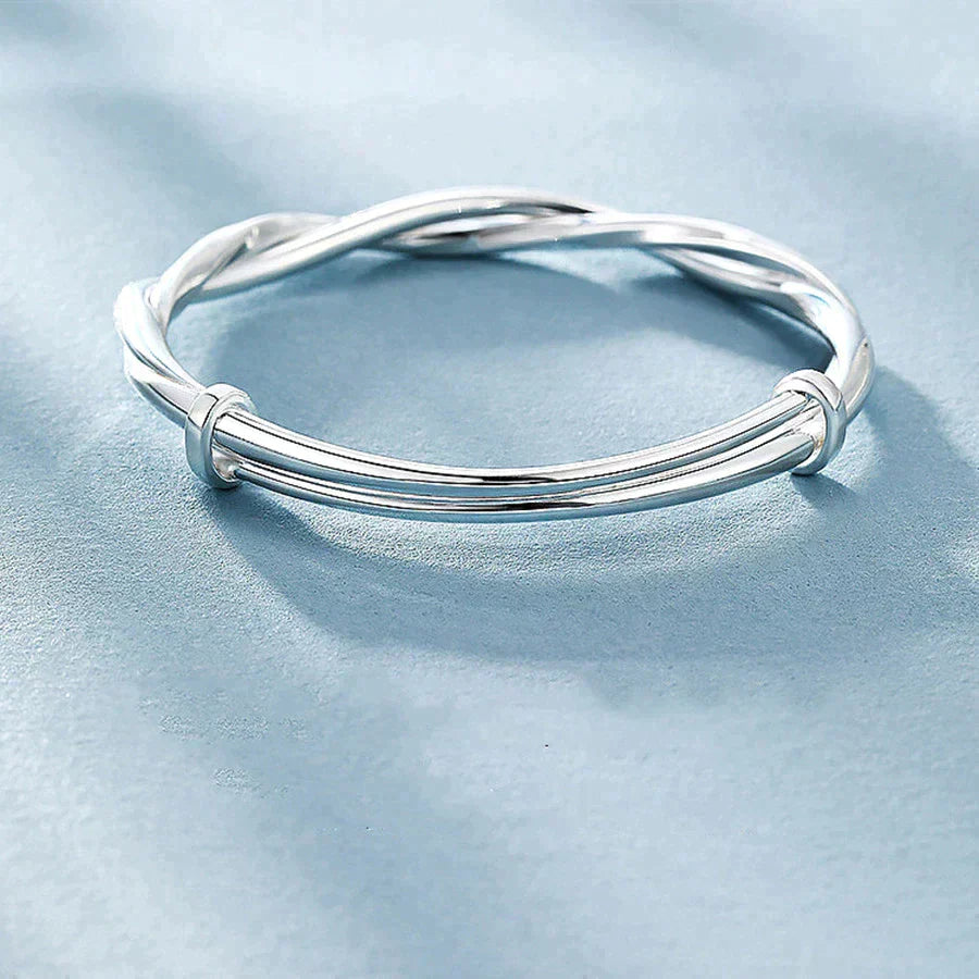 Nurozis | Twisted Silver Bracelet