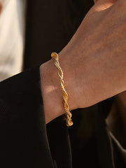 Nurozis | Gold Plated Twisted Open Bangle