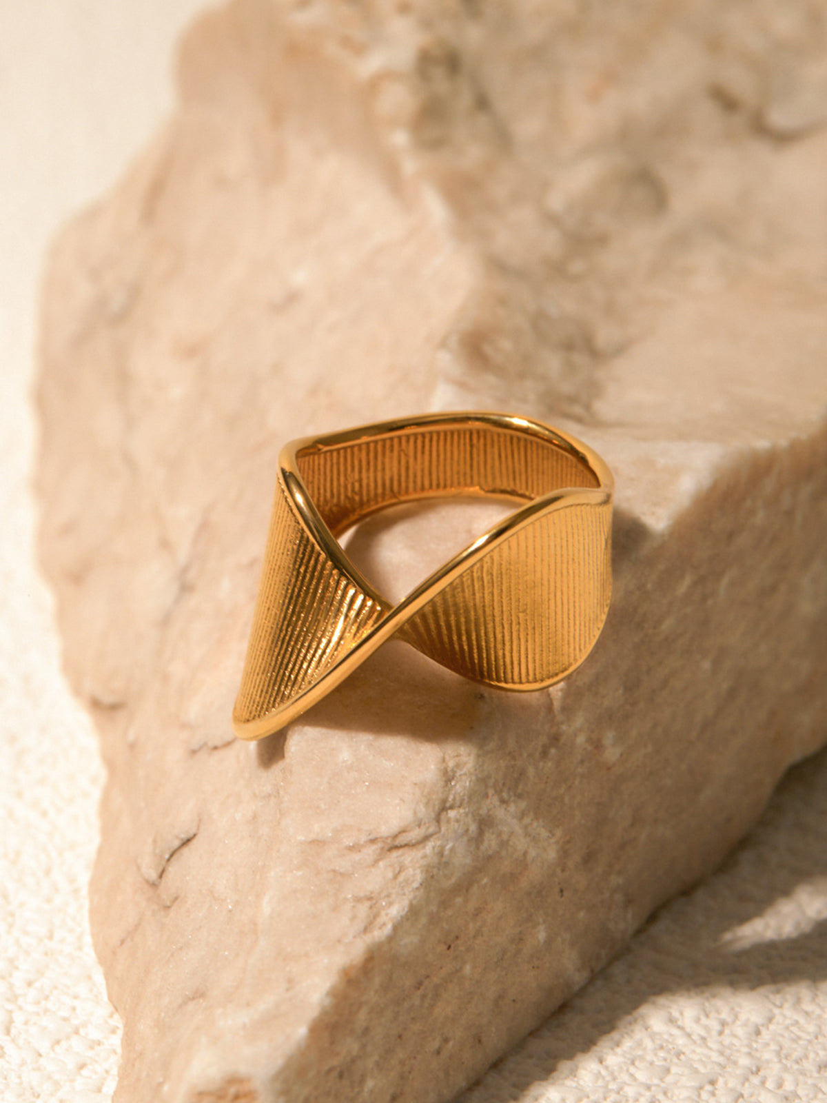 Nurozis | Gold Plated Ring