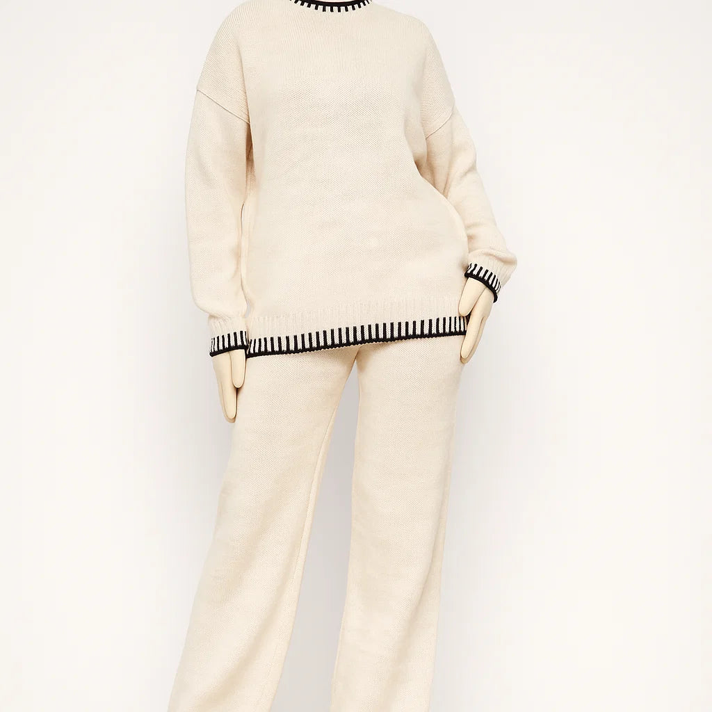 Women’s Cozy Two-Piece Relaxed Outfit | Set